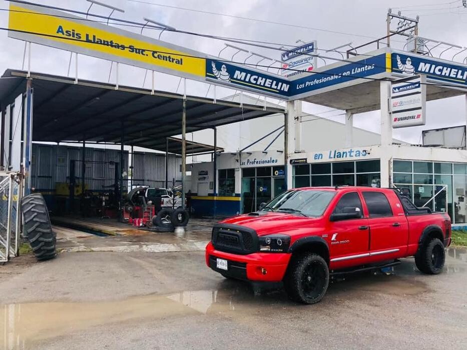 Images Asis Llantas Sucursal Roble