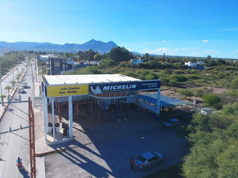 Images Asis Llantas Sucursal Roble