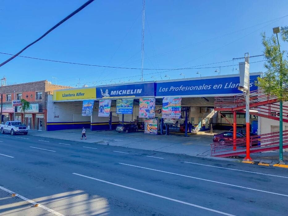 Images Llantera Alfer Gómez Palacio