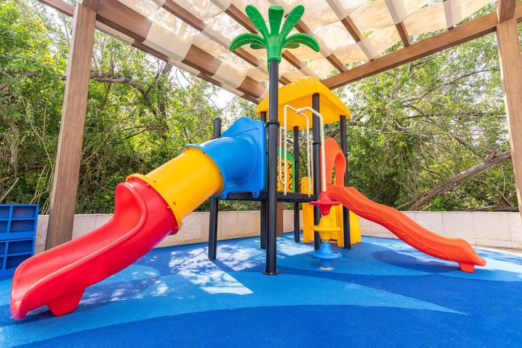 Images Family Selection at Grand Palladium Kantenah Resort & Spa - Family Hotel