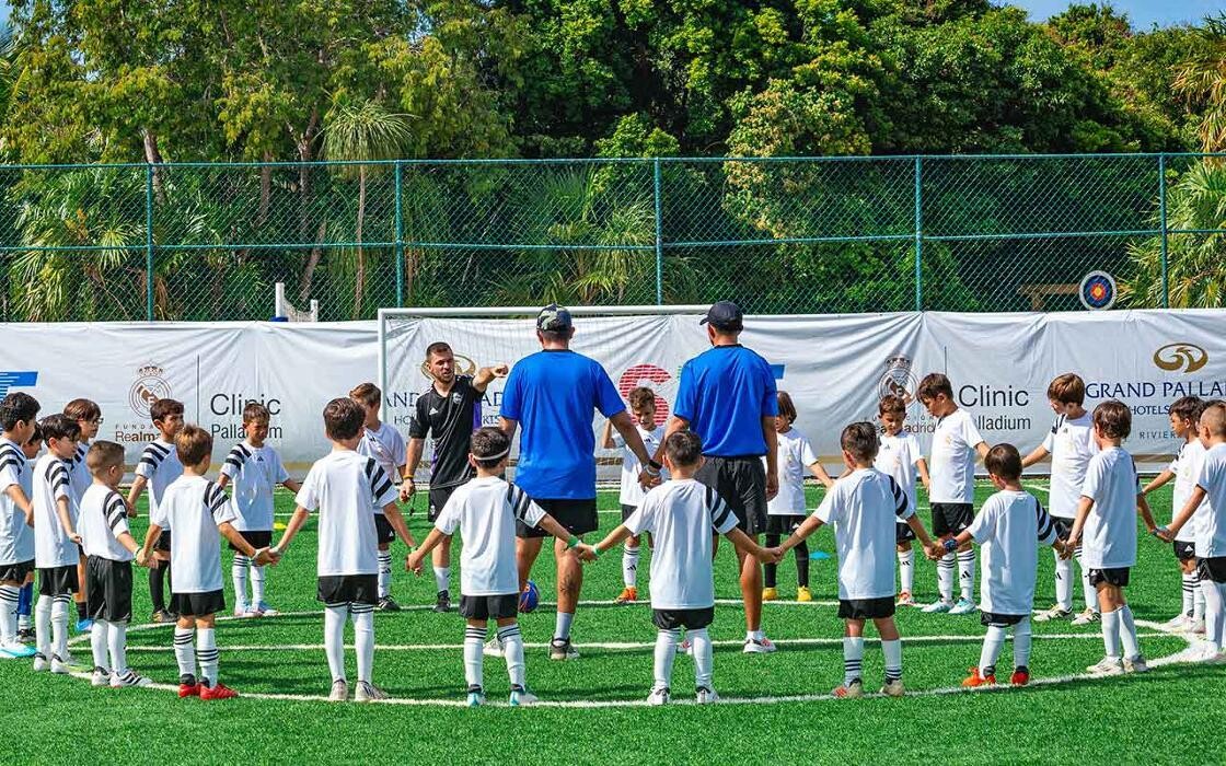 Images Family Selection at Grand Palladium Kantenah Resort & Spa - Family Hotel