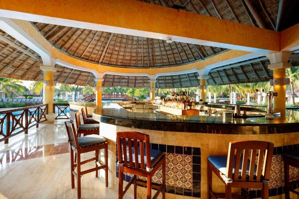 Images Family Selection at Grand Palladium Kantenah Resort & Spa - Family Hotel