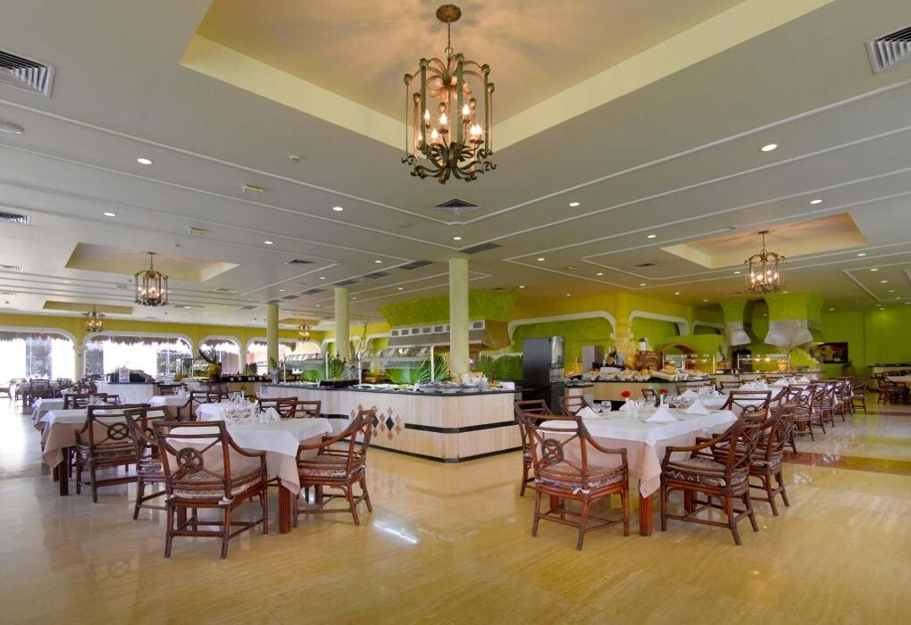 Images Family Selection at Grand Palladium Kantenah Resort & Spa - Family Hotel