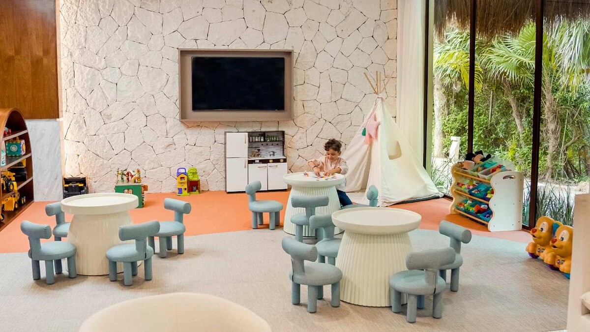 Images Family Selection at Grand Palladium Kantenah Resort & Spa - Family Hotel