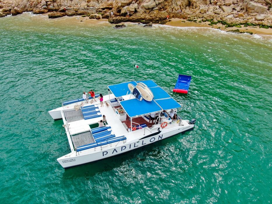 Images Papillon Yachts