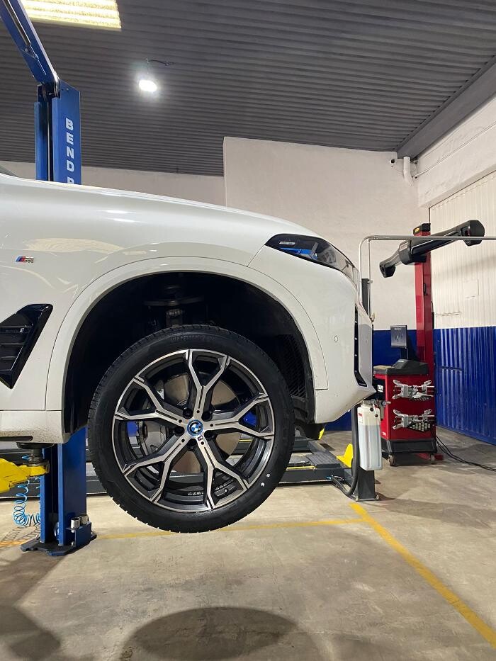 Images Michelin Car Service Ramos Servipartes Sucursal Querétaro