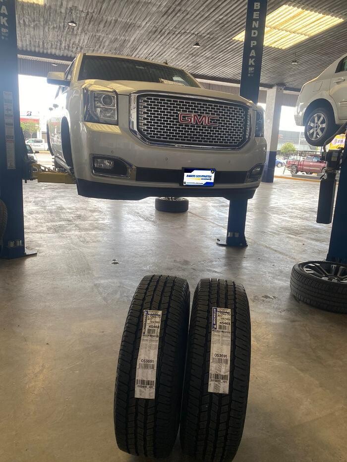 Images Michelin Car Service Ramos Servipartes Sucursal Querétaro