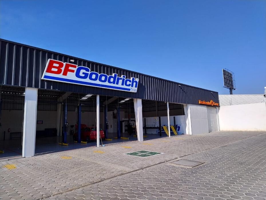 Images BFGoodrich OFF ROAD Center Llantera Garay