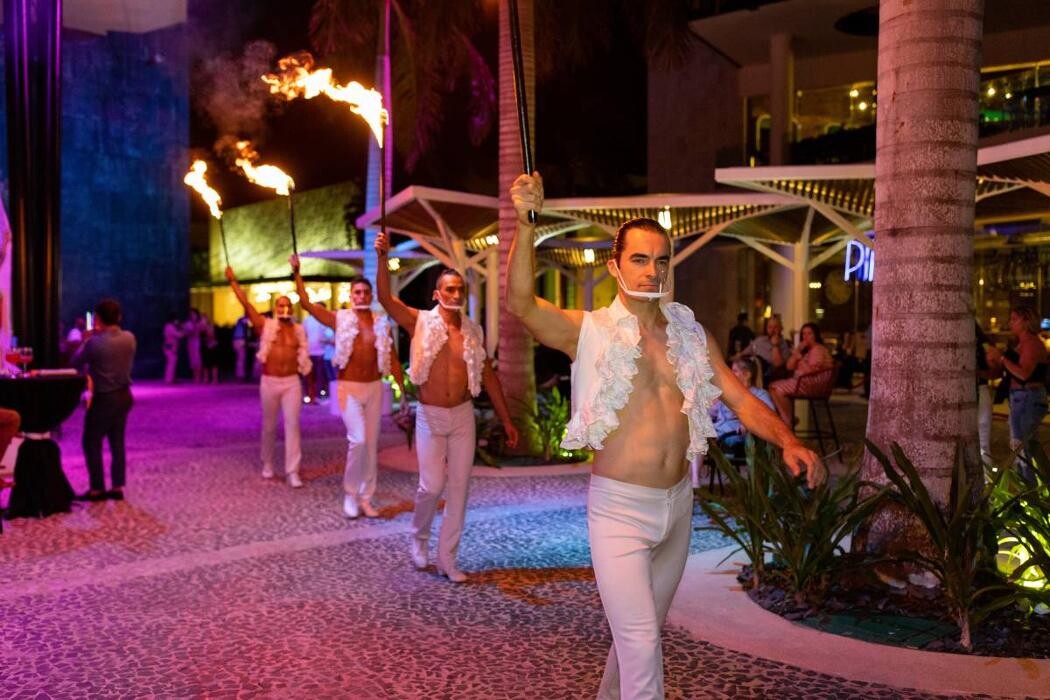 Images Chic Cabaret & Restaurant Costa Mujeres, Cancún