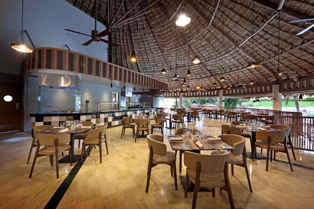 Images Grand Palladium Vallarta Resort & Spa - All Inclusive