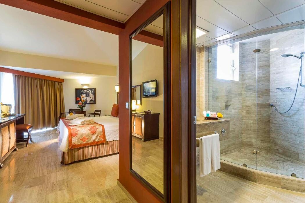 Images Grand Palladium Vallarta Resort & Spa - All Inclusive