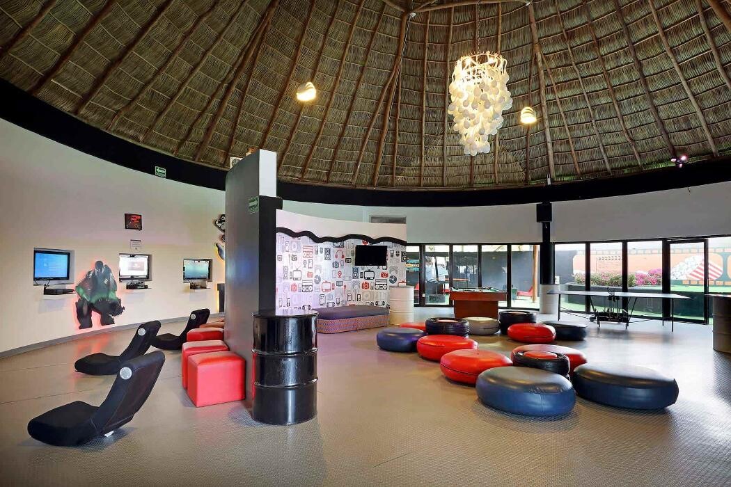 Images Family Selection at Grand Palladium Vallarta Resort & Spa - Family Hotel