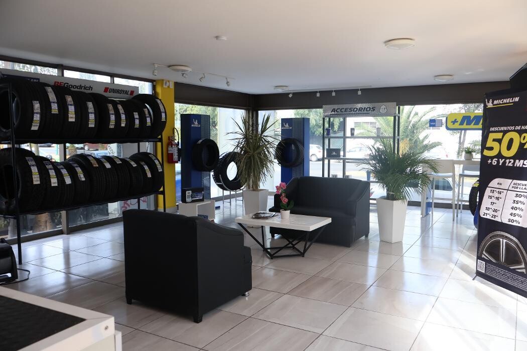 Images Michelin Car Service Eurollantas Suc. Carranza