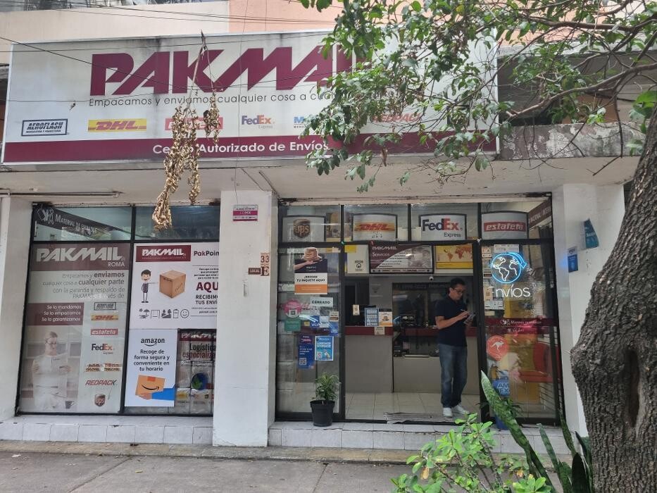 Images Luggage Storage near Parque México - Radical Storage