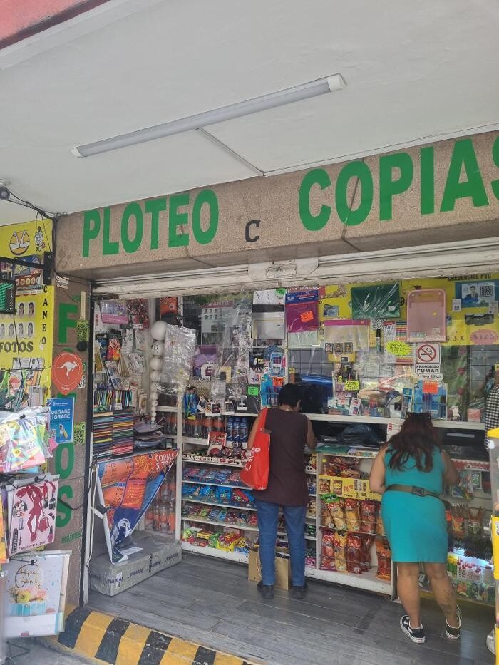 Images Luggage Storage Etiopía - Plaza De La Transparencia Station - Radical Storage