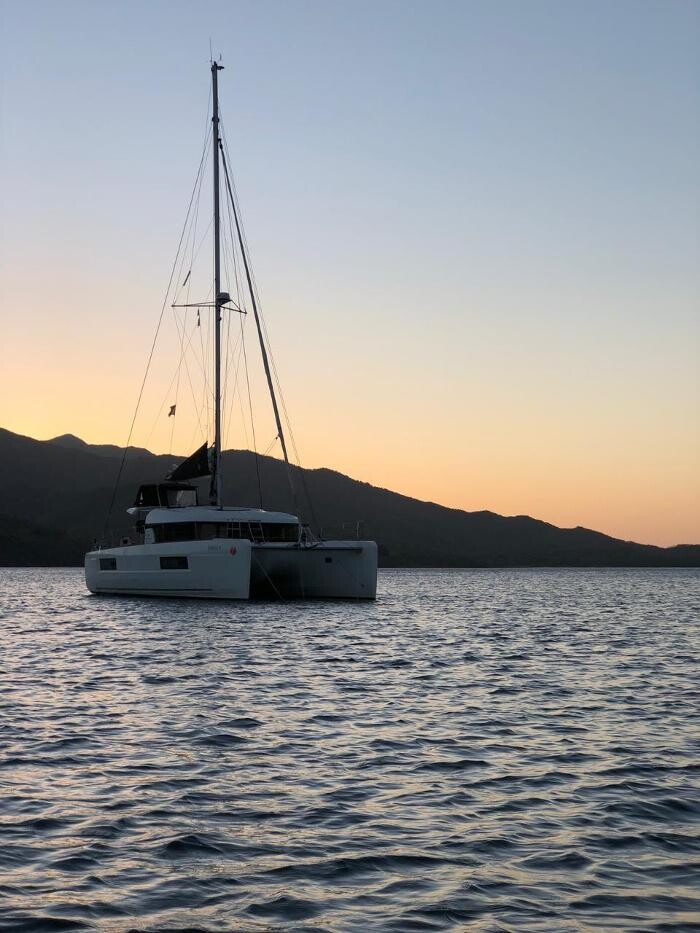 Images Float Boat Adventure - Catamaran & Yacht Rentals