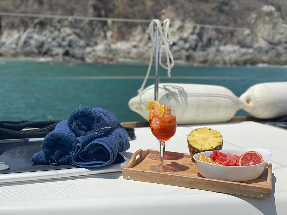 Images Float Boat Adventure - Catamaran & Yacht Rentals