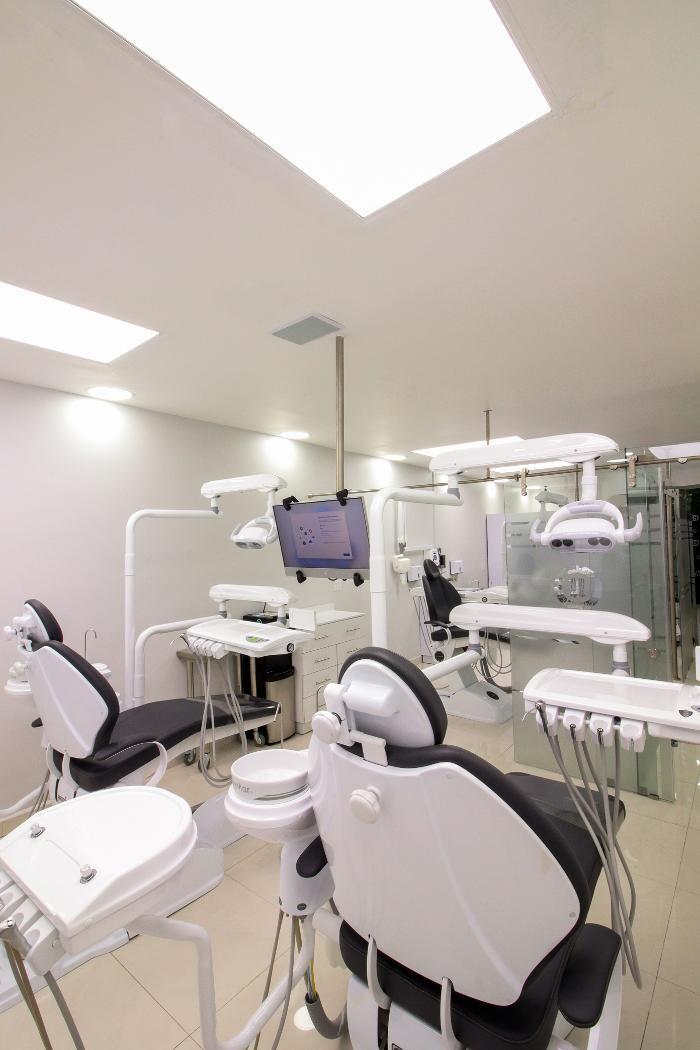 Images Supreme Dental Clinic