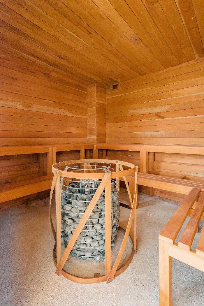 Images Alchemize House | Social Wellness Club