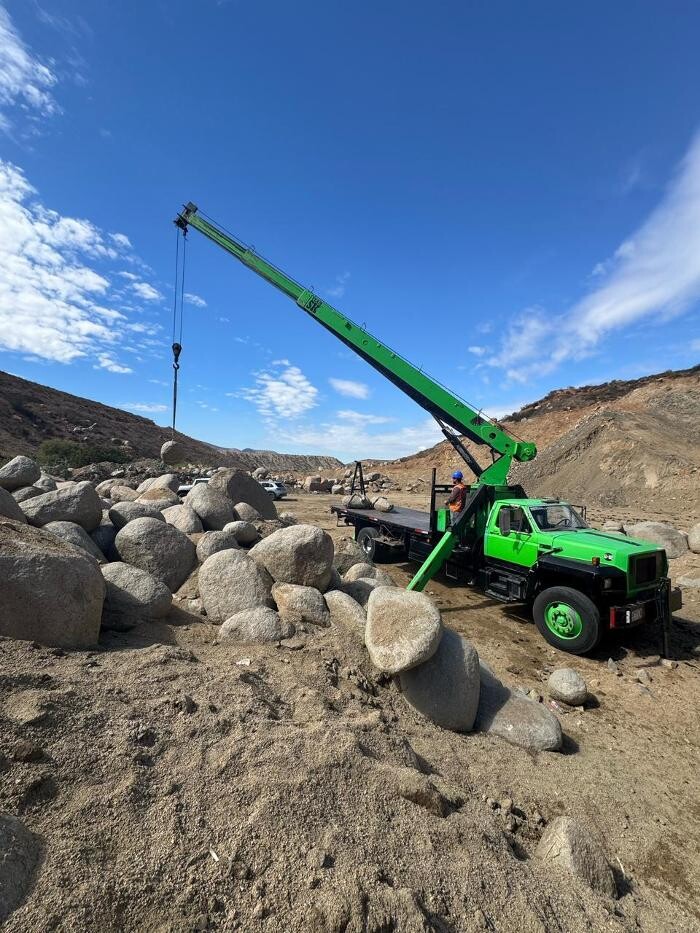Images "Servicio de Grúas kiki " Servicios Industriales de Maniobras y Fletes en Tijuana, Baja California
