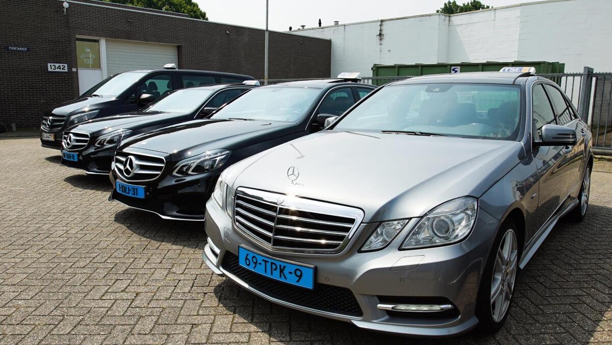 Foto's Taxiservice Eindhoven