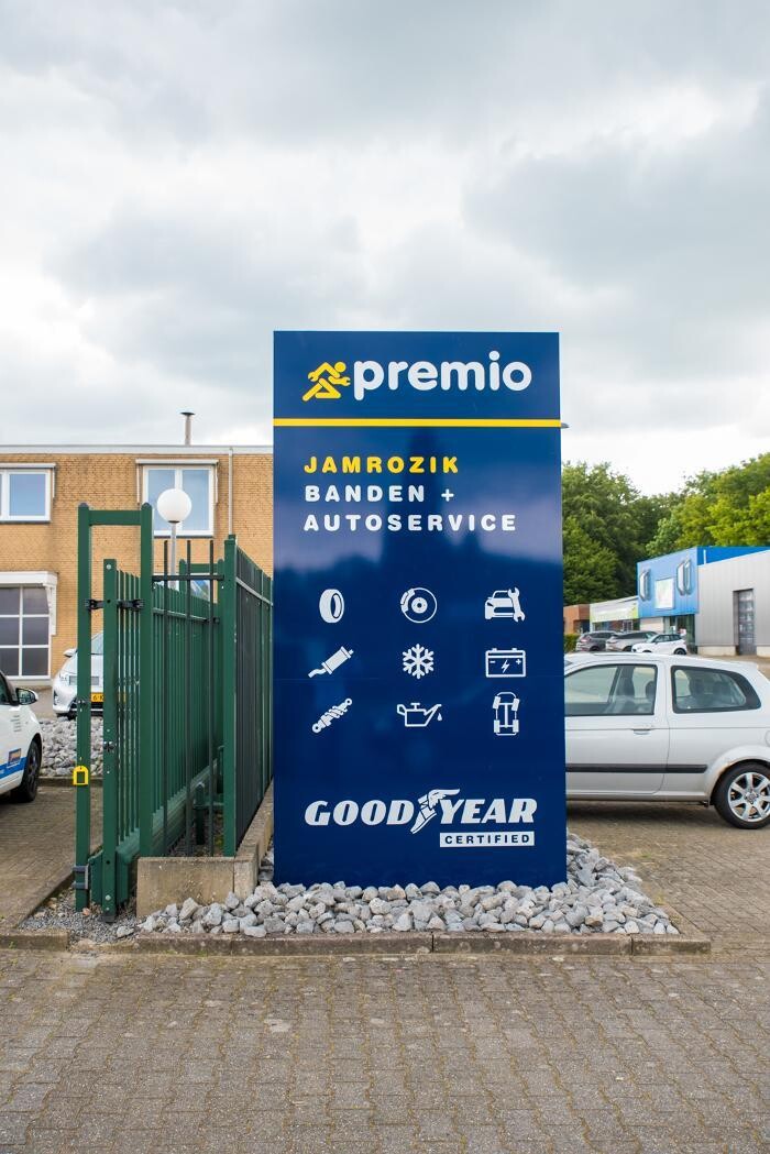 Foto's Premio Jamrozik | Banden + Autoservice