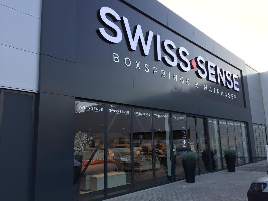 Foto's Swiss Sense Son