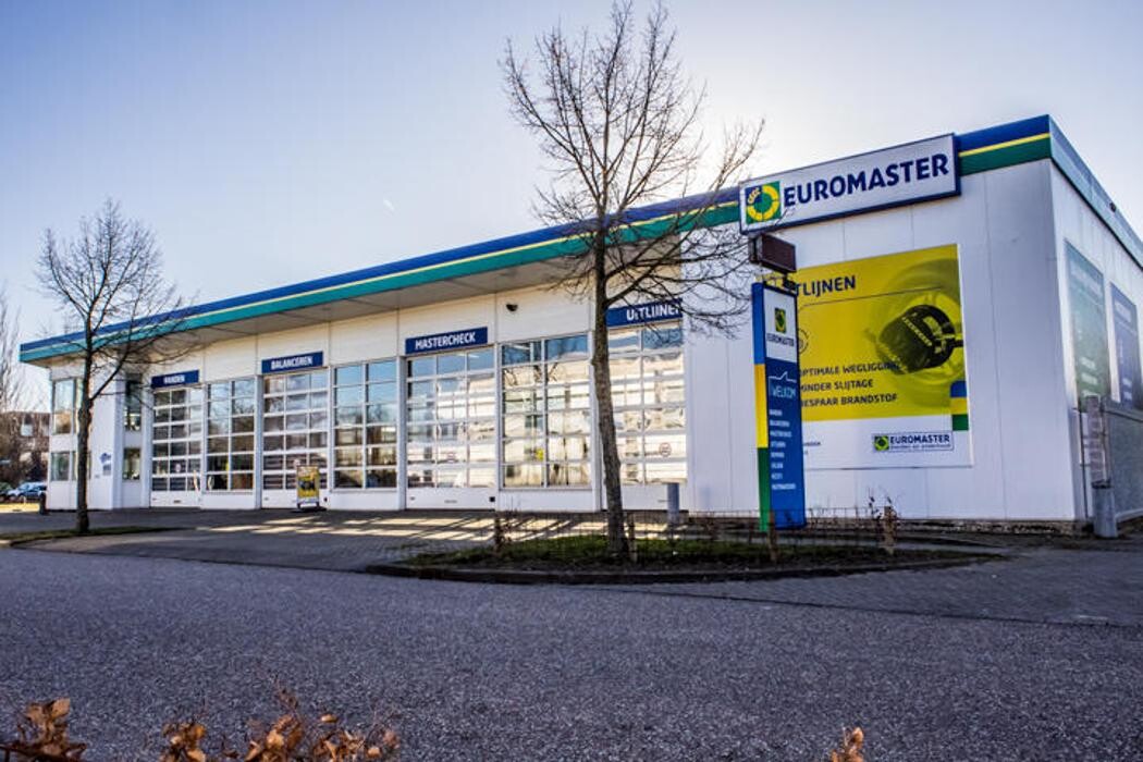 Foto's Euromaster Almere