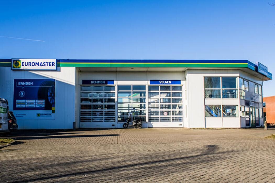 Foto's Euromaster Almere