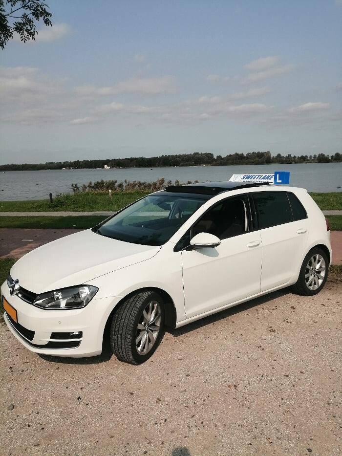 Foto's Rijschool Sweetlake