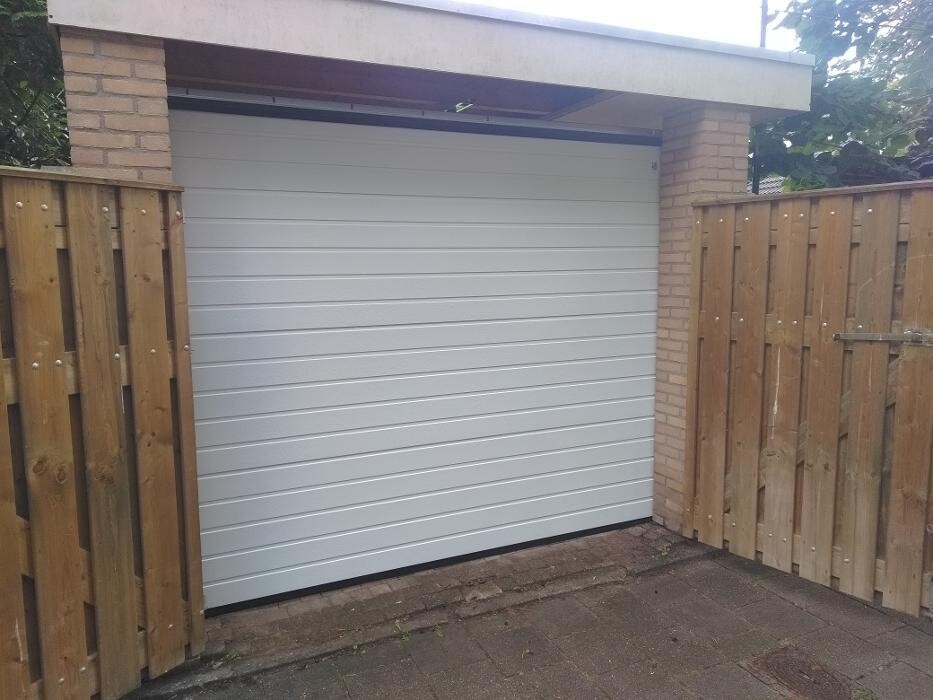 Foto's Safe Garagedeuren