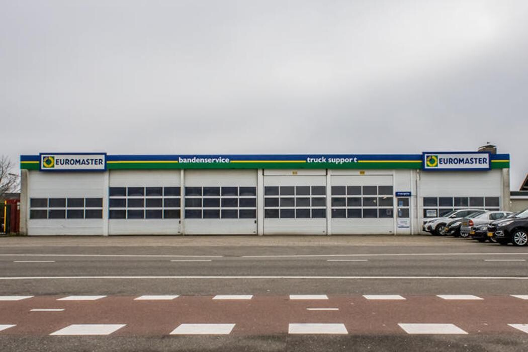 Foto's Euromaster Roosendaal