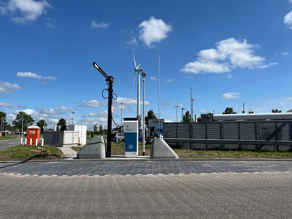 Foto's Shell Recharge Charging Station