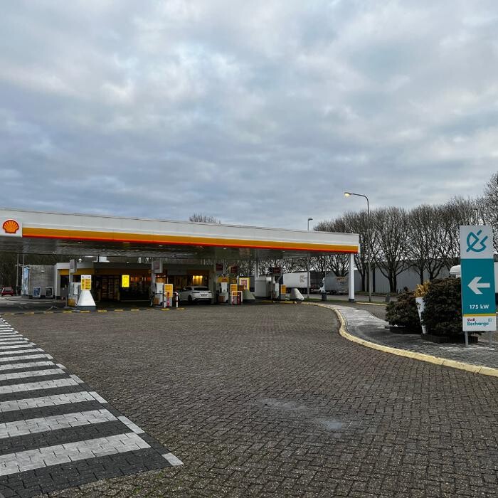 Foto's Shell Recharge Charging Station