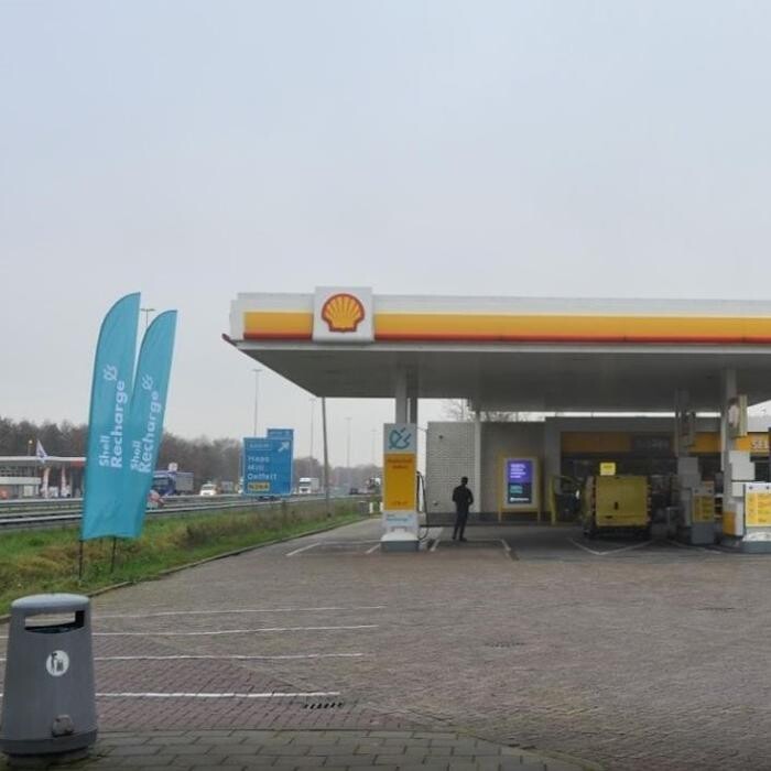 Foto's Shell Recharge Charging Station