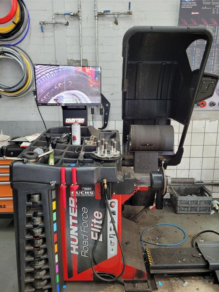 Foto's Premio Deni Wheelstyling | Banden + Autoservice