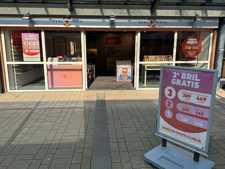Foto's eyes + more - Opticiens Emmen