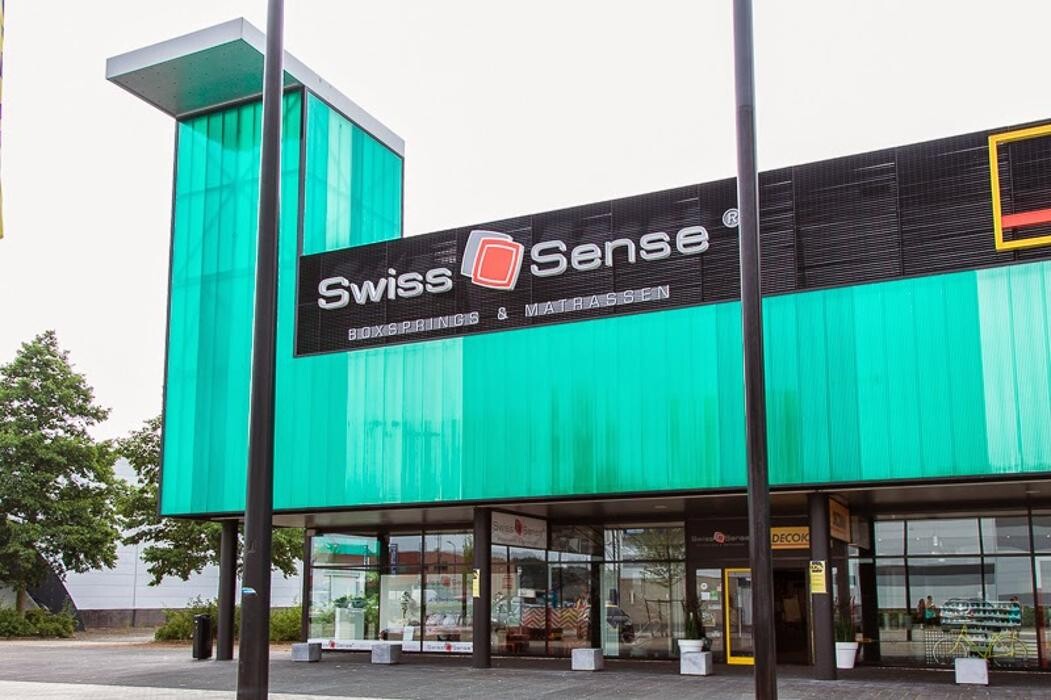 Foto's Swiss Sense Hoorn