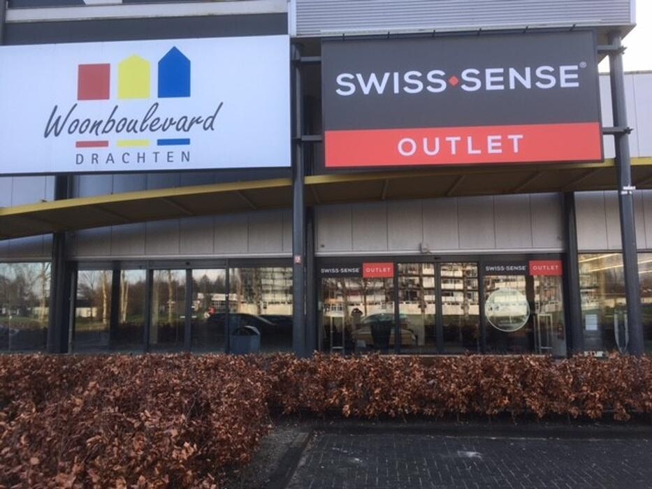 Foto's Swiss Sense Drachten + outlet