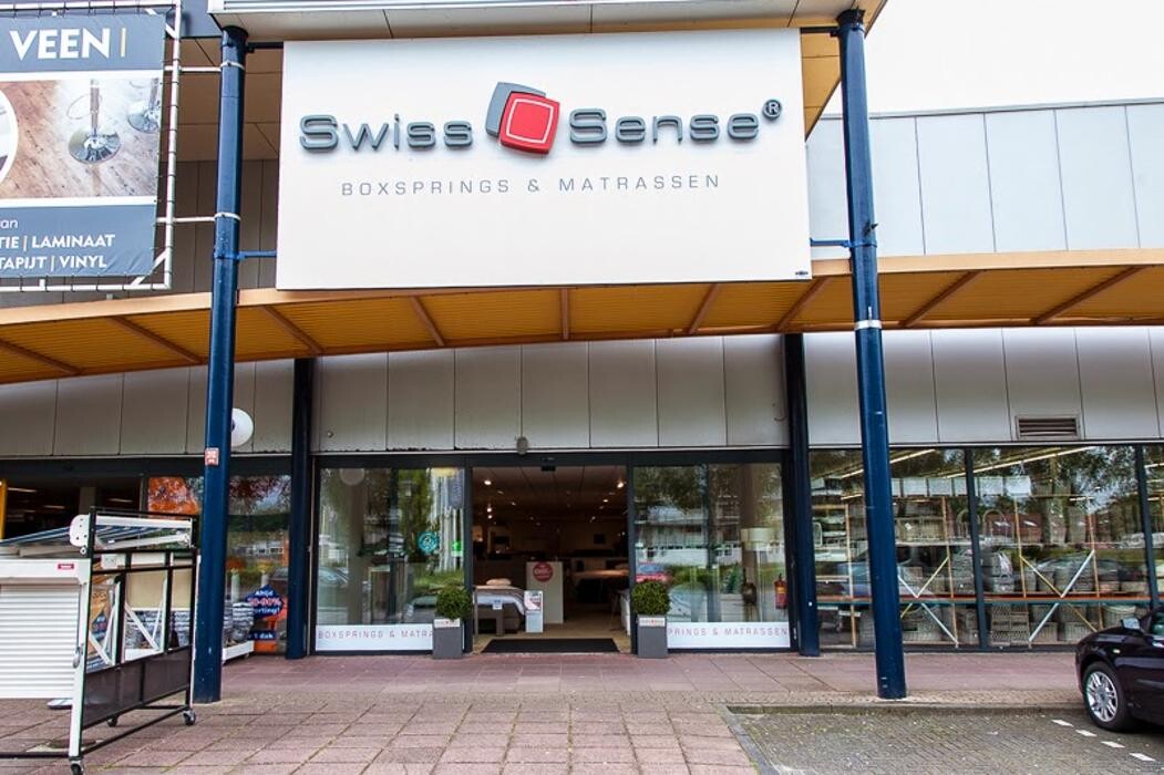 Foto's Swiss Sense Drachten + outlet
