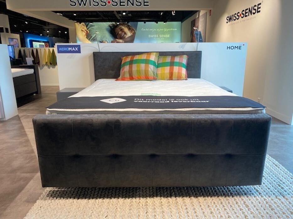Foto's Swiss Sense Tilburg