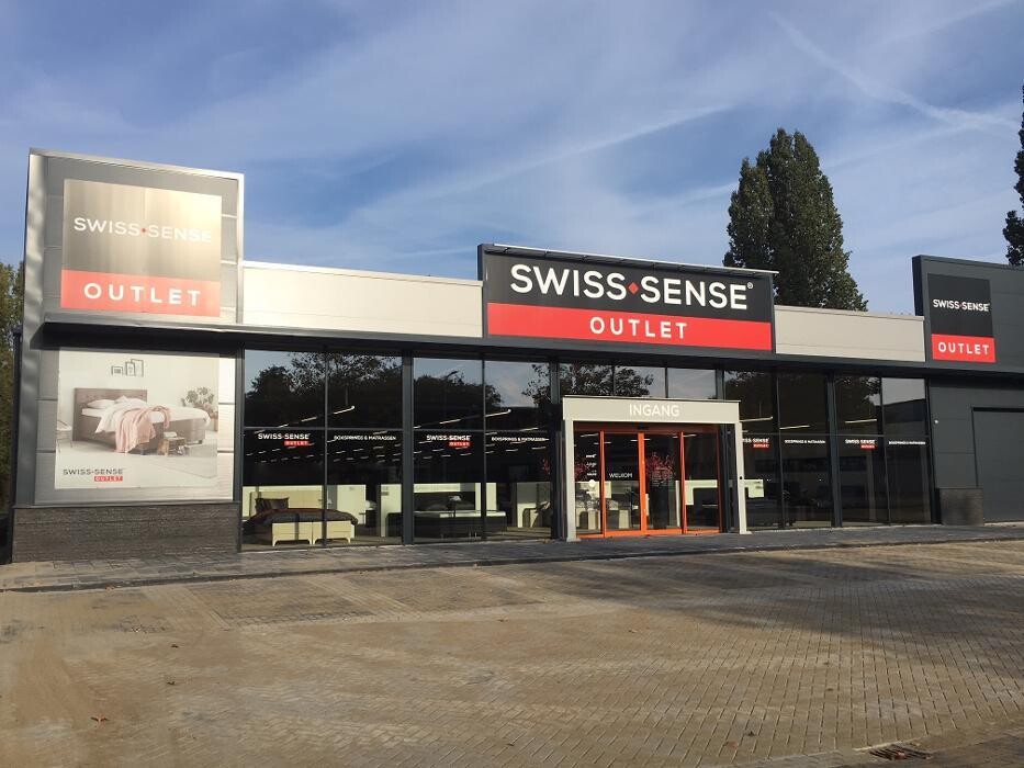 Foto's Swiss Sense Capelle aan den IJssel + outlet