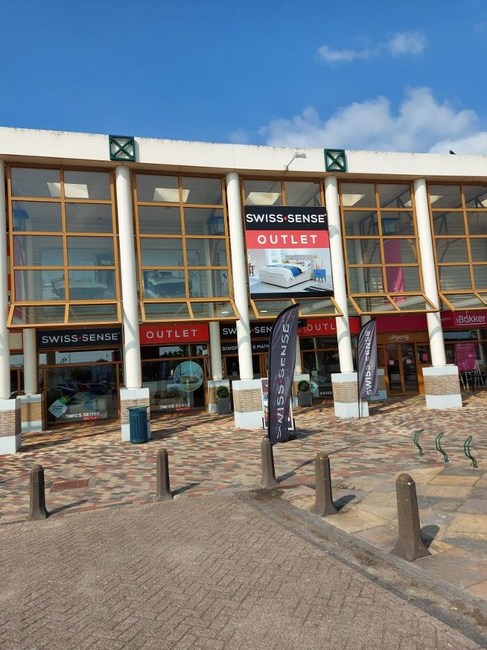 Foto's Swiss Sense Lelystad + outlet