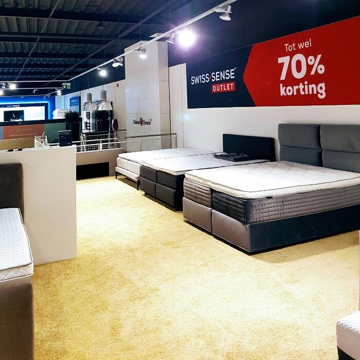 Foto's Swiss Sense Lelystad + outlet