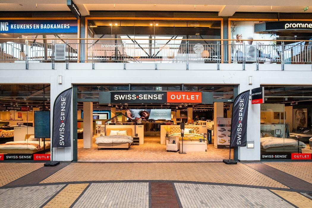 Foto's Swiss Sense Den Haag + outlet