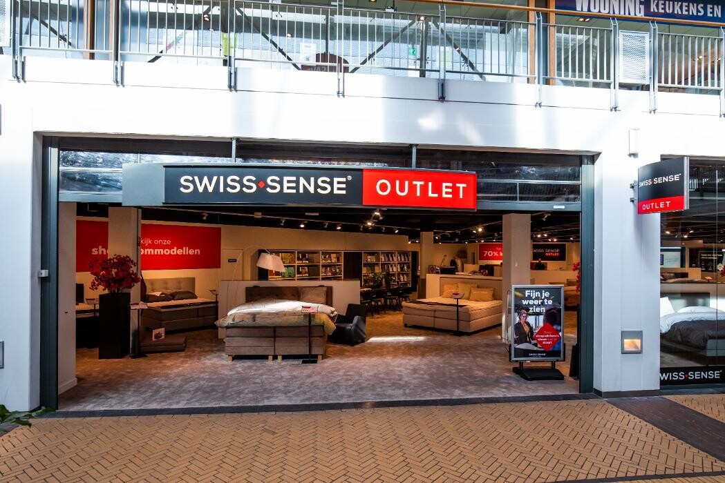 Foto's Swiss Sense Den Haag + outlet