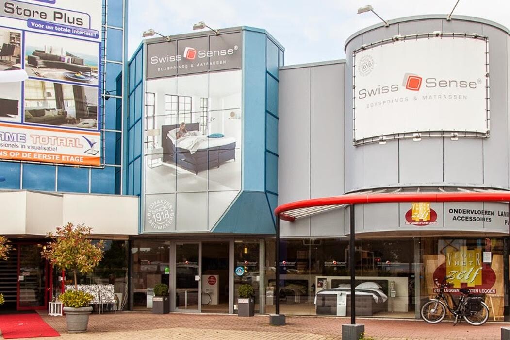 Foto's Swiss Sense Almelo + outlet