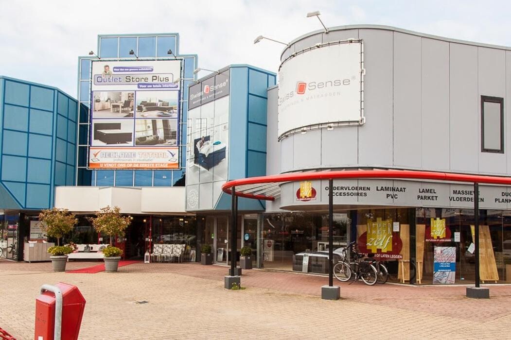 Foto's Swiss Sense Almelo + outlet