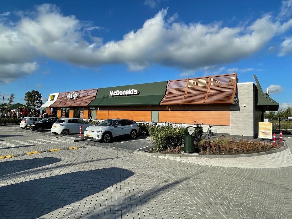 Foto's McDonald's Veendam