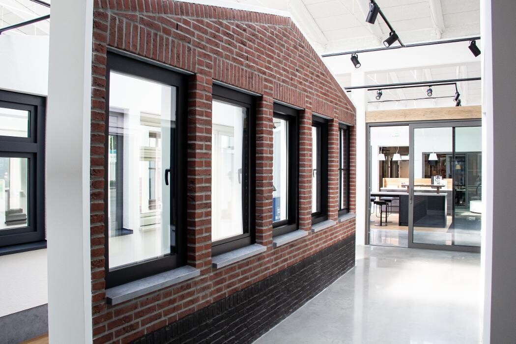 Foto's Belisol Eindhoven - Kozijnen, Deuren & Schuifpuien